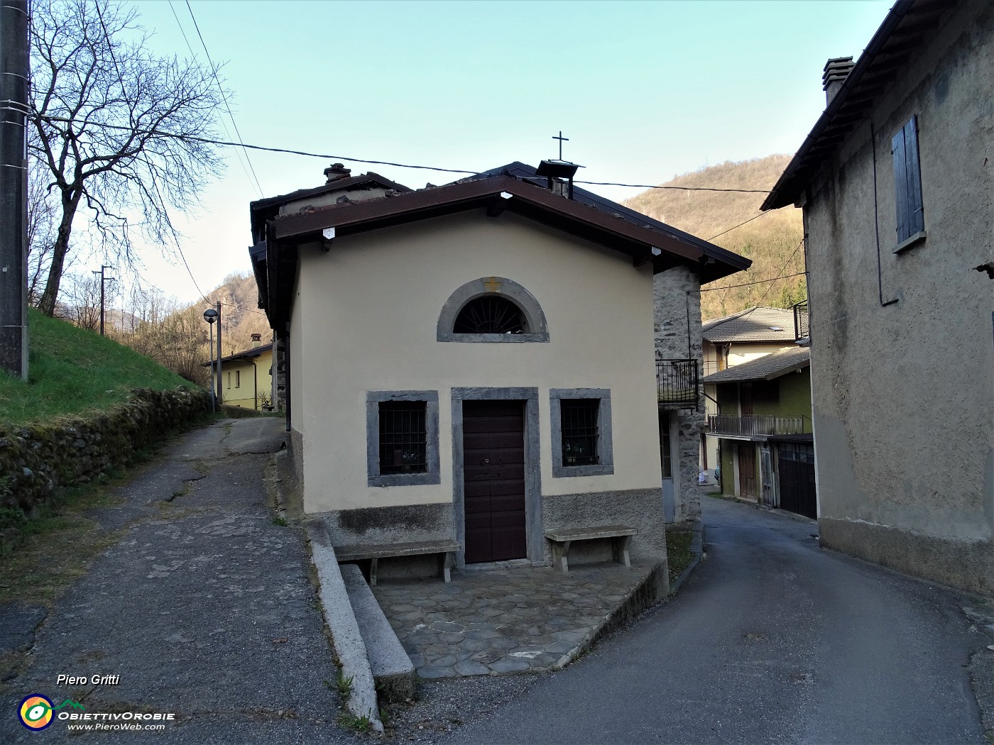 17 Acquada, chiesetta di Santa Veronica (sec XIX).JPG
